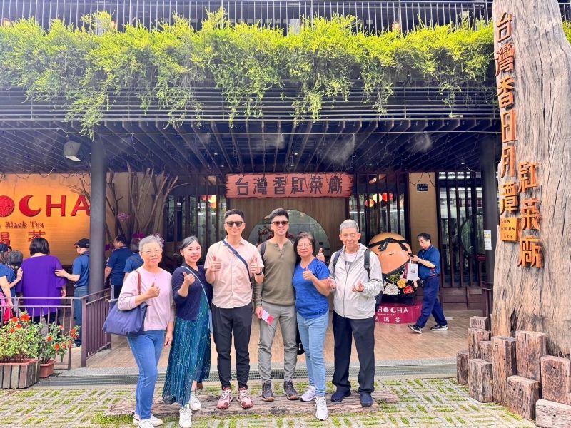 Taichung-Nantou Premium 4-Day Charter Tour's 1st image