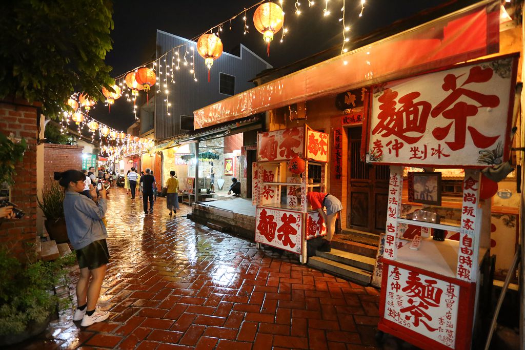 鹿港老街｜百年紅磚街道 × 商船往來的時光走廊的第1張圖片